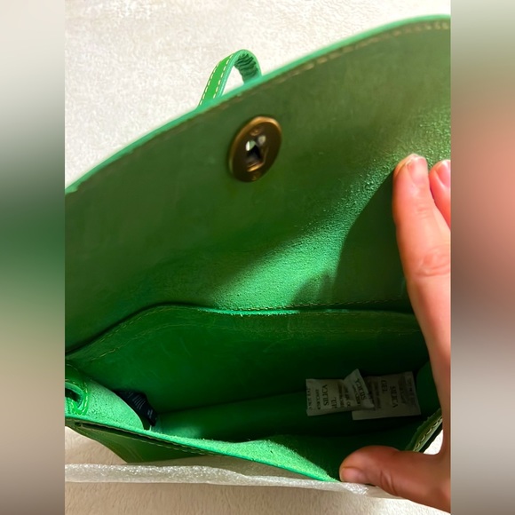 FOSSIL GREEN Leather BAG. With Gold details. - Picture 7 of 12